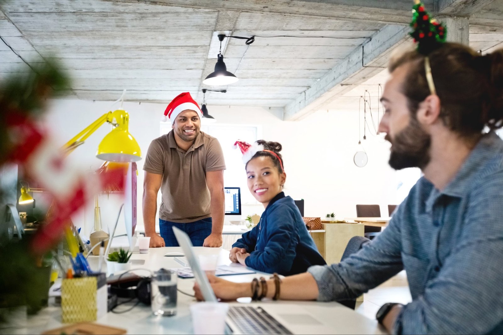 Why You Need to Invest in Your Employees and Community This Holiday Season