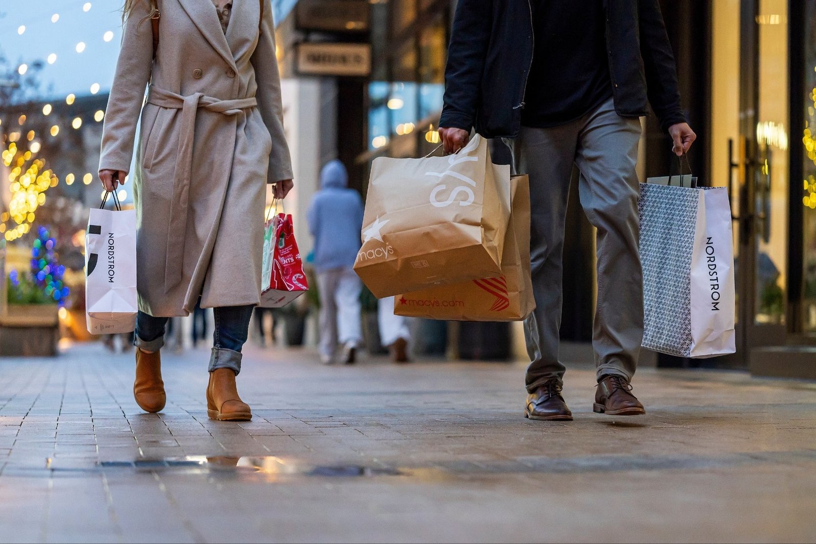 In-Person Shopping Made a Comeback This Holiday Season: Report