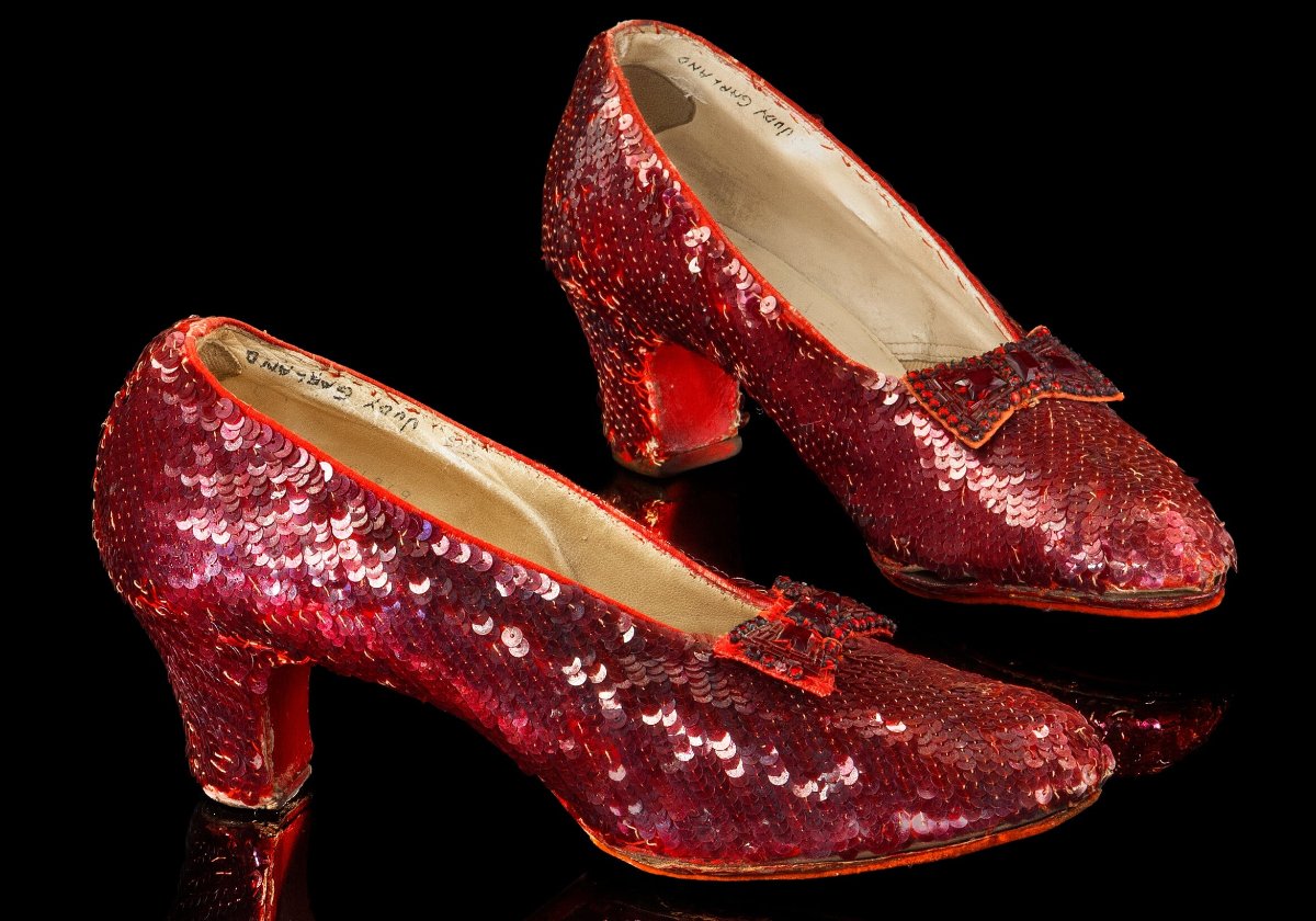 Judy Garland’s ruby slippers from ‘The Wizard of Oz’ sell for record-breaking $32.5 million at auction – Films & Podcasts